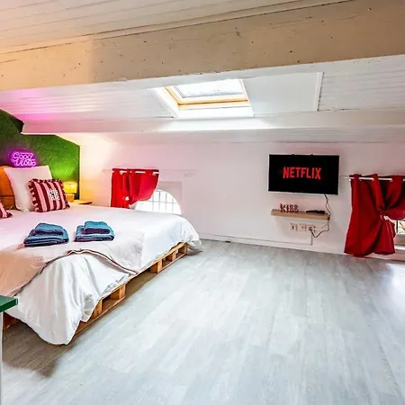 Air-conditioned Two-room Free Parking Close To Aude Carcassonne